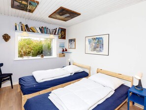 Rumah | 3 kamar tidur dan dilengkapi dengan perabotan berbeda-beda
