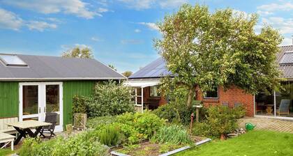 6 Person Holiday Home in Thyholm