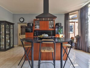 Private kitchen - Characteristic House With Wellness in Augustinusga (Augustinusga)