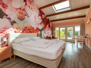 1 bedroom, bed sheets - Romantic Getaway Near Beach (Koudekerke)