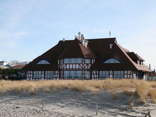 Esterni