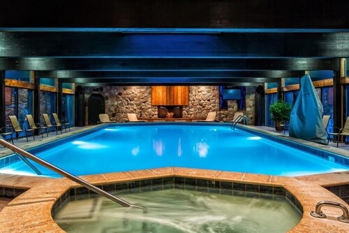 5 world class golf courses Nice Cozy Cabin.  Min from Schuss Mountain.