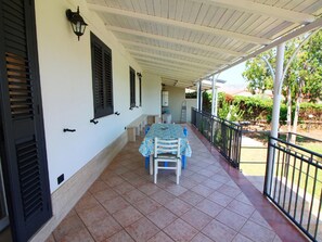 House | Exterior - Belvilla by OYO Holiday Home With Private Pool (Solarino)