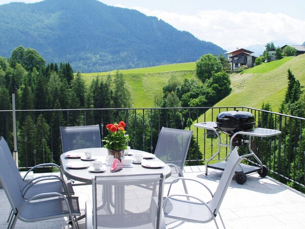 House | Balcony