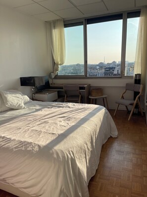 2 slaapkamers, een strijkplank/strijkijzer, wifi, beddengoed