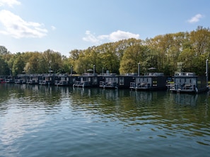 Mobile Home | View from property - Houseboat Mookerplas With a View (Middelaar)