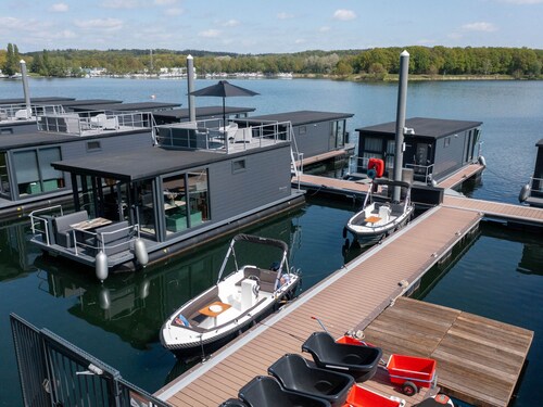 Houseboat Mookerplas With a View