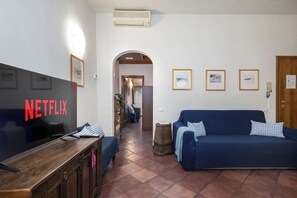 Smart TV - Guelfa56: delightful apartment with air conditioning in the center (Firenze)