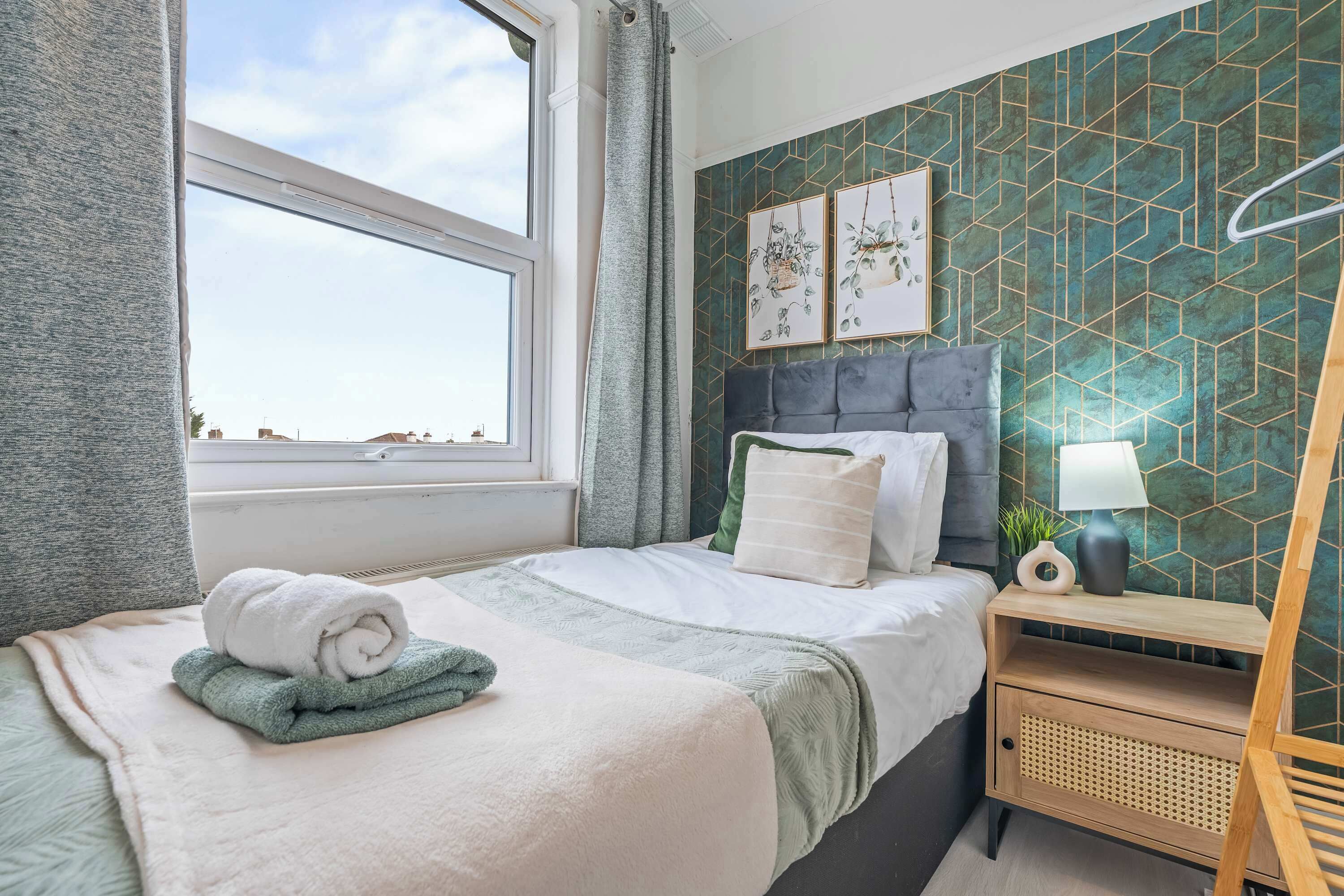 3 dormitorios, tabla de planchar con plancha, wifi y ropa de cama