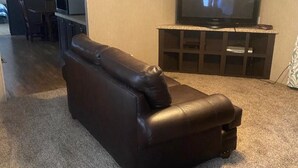 Living area - Jimmy's House only 2 miles from Frio River, sleeps up to 12 (Concan)