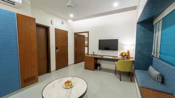 Suite | 1 habitación, escritorio, tabla de planchar con plancha y wifi gratis