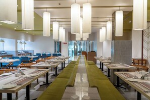 Restaurant - Shilton Dee Cee (Chennai)