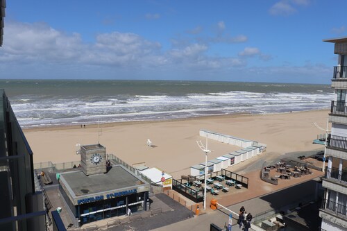 Beau studio tout près de la plage.