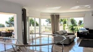 Unclassified image, 2 of 38, button - Villa With Heated Pool (Javea)