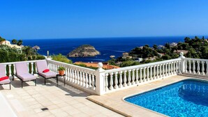 Unclassified image, 4 of 38, button - Villa With Heated Pool (Javea)