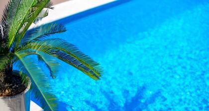 Villa Lemily - Five Bedroom With Swimming Pool