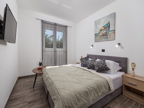 5 bedrooms, iron/ironing board - Villa Lemily - Five Bedroom With Swimming Pool (Matulji)