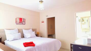 Apartment | 1 bedroom, iron/ironing board, free WiFi, bed sheets