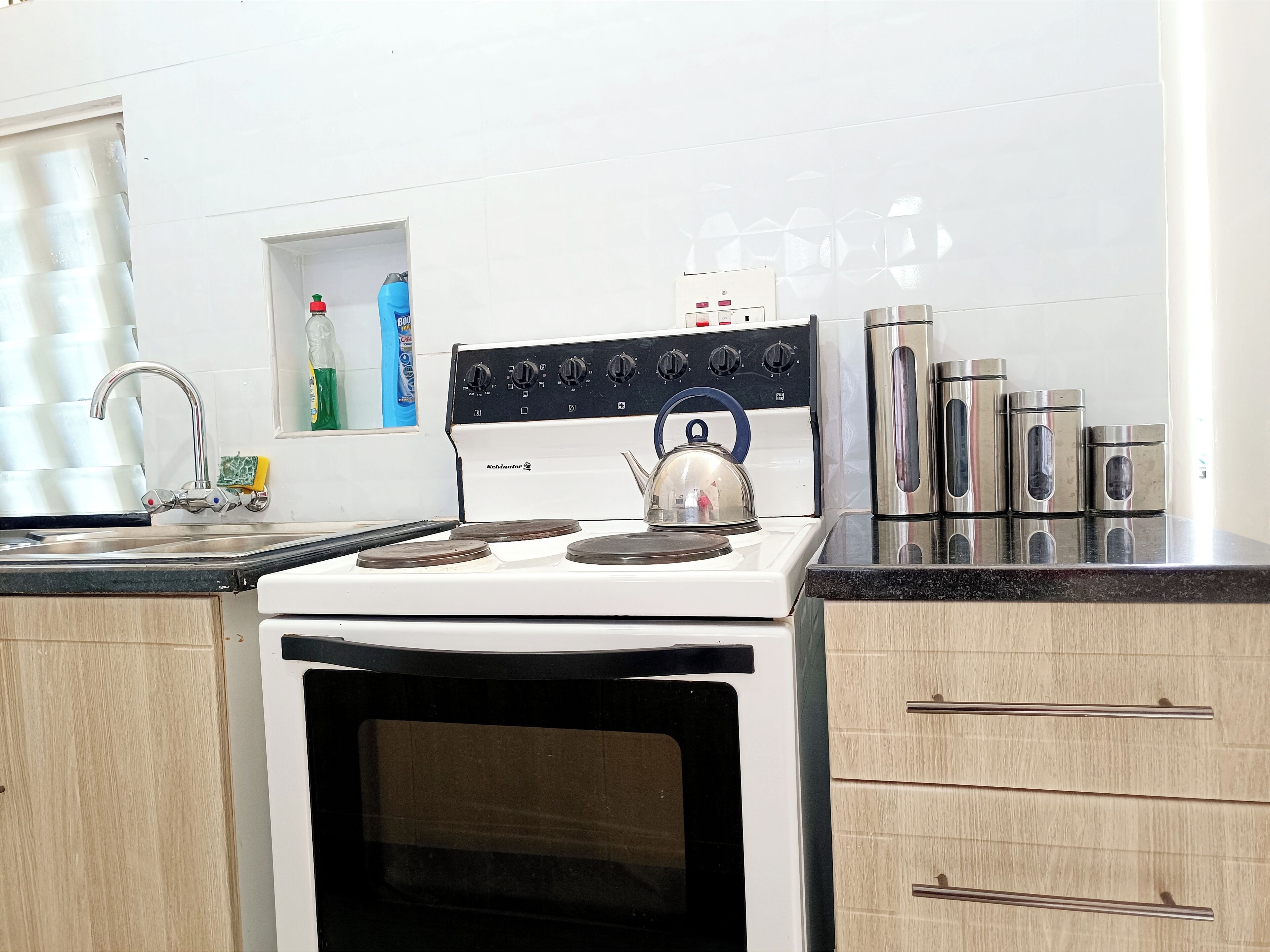 Apartamento | Cozinha privada | Geladeira, micro-ondas, fogão, cooktop
