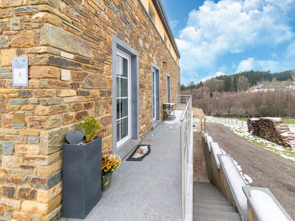 House | Exterior - Magnificent Accommodation for 15 People (Trois-Ponts)