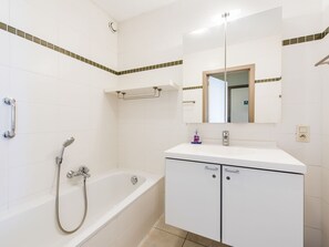 Apartment | Badezimmer