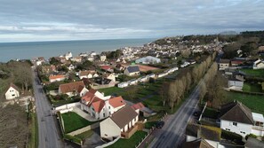 Aerial view - Romantic french villa w/hot tub — 5 min from the beach (Tracy-sur-Mer)