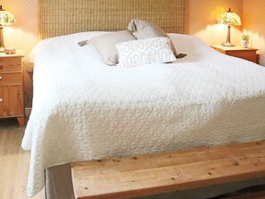 Talo | 3 makuuhuonetta, yksilöllisesti kalustettu