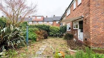 House | Property grounds