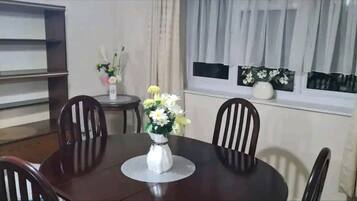 House | Dining