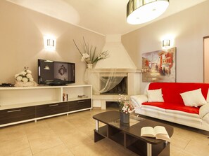 Fireplace - Villa August M Comfortable Holiday Residence (Zminj)