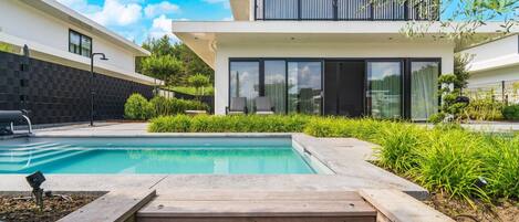 Villa | Pool | Indoor pool, outdoor pool