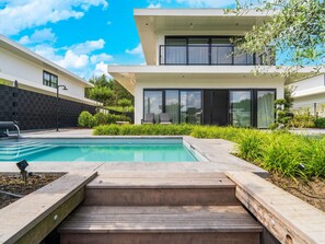 Villa | Pool | Indoor pool, outdoor pool - Beautiful Water Villa Near Harderwijk (Zeewolde)