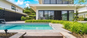 Beautiful Water Villa Near Harderwijk