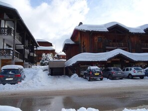 Exterior - 300m from resort center, 1st floor, balcony, tv, ski locker, 32m², Les Gets (Les Gets)