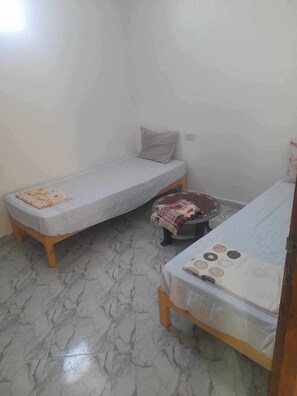 2 bedrooms, bed sheets