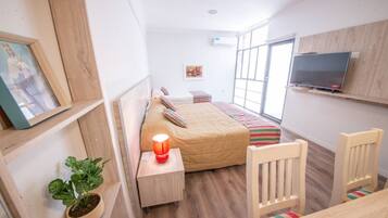 1 chambre, lit parapluie, Wi-Fi, draps fournis