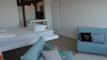 Apartment | 1 bedroom, iron/ironing board