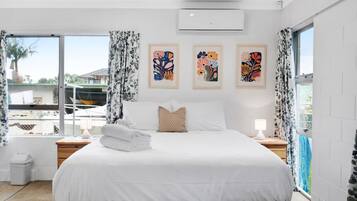 1 habitación, escritorio, tabla de planchar con plancha y wifi gratis