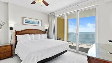 Condo, 1 King Bed with Sofa bed (Emerald Isle Resort 1504)