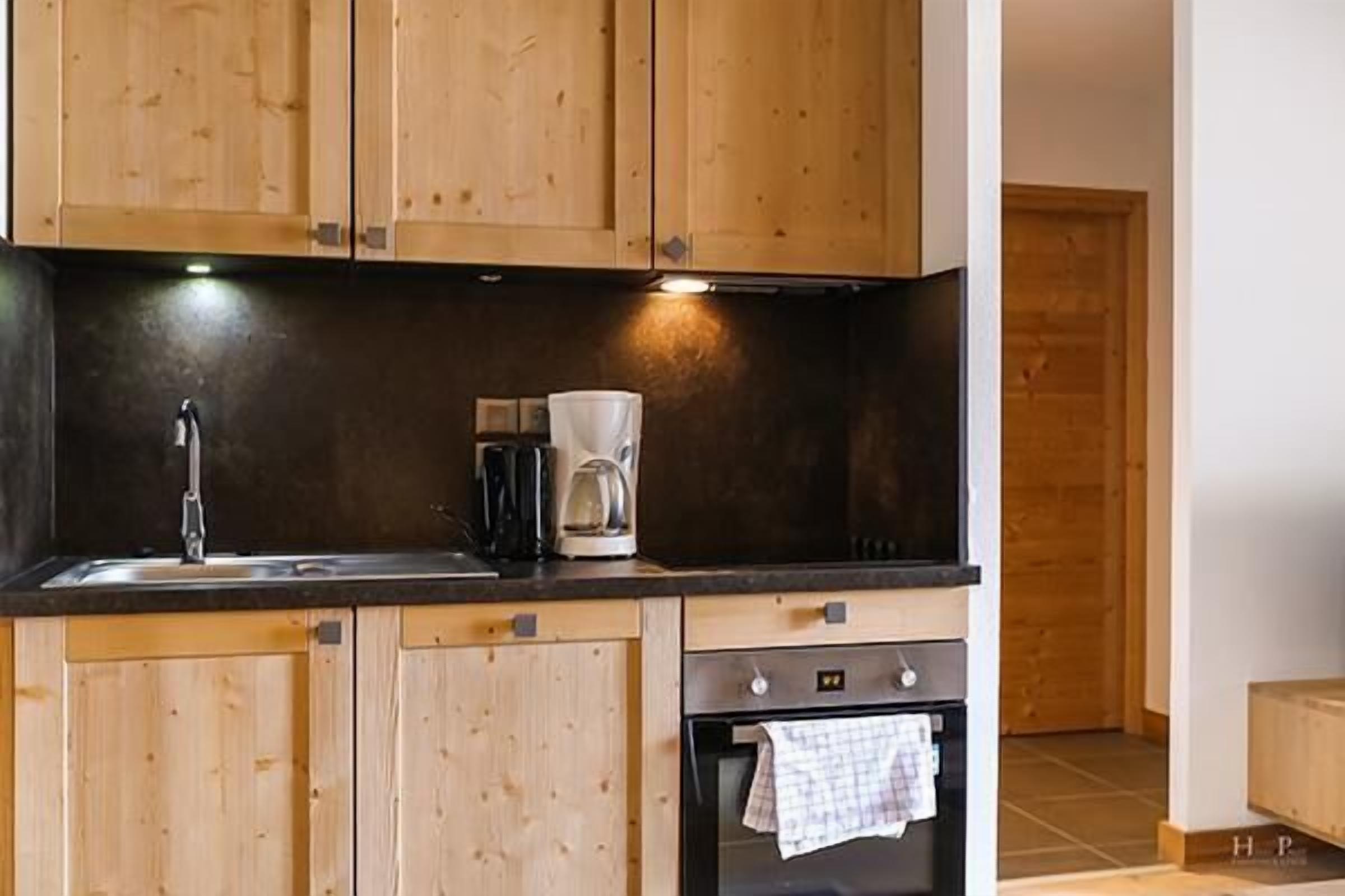 Refrigerador, microondas, horno y lavavajillas 