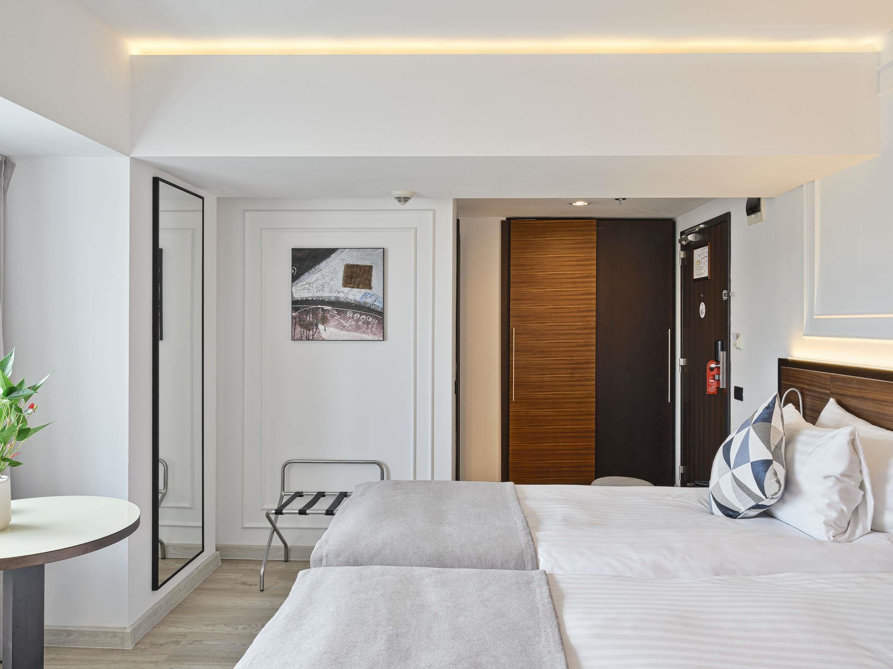 Foto - Bucharest Unirii Square - Handwritten Collection