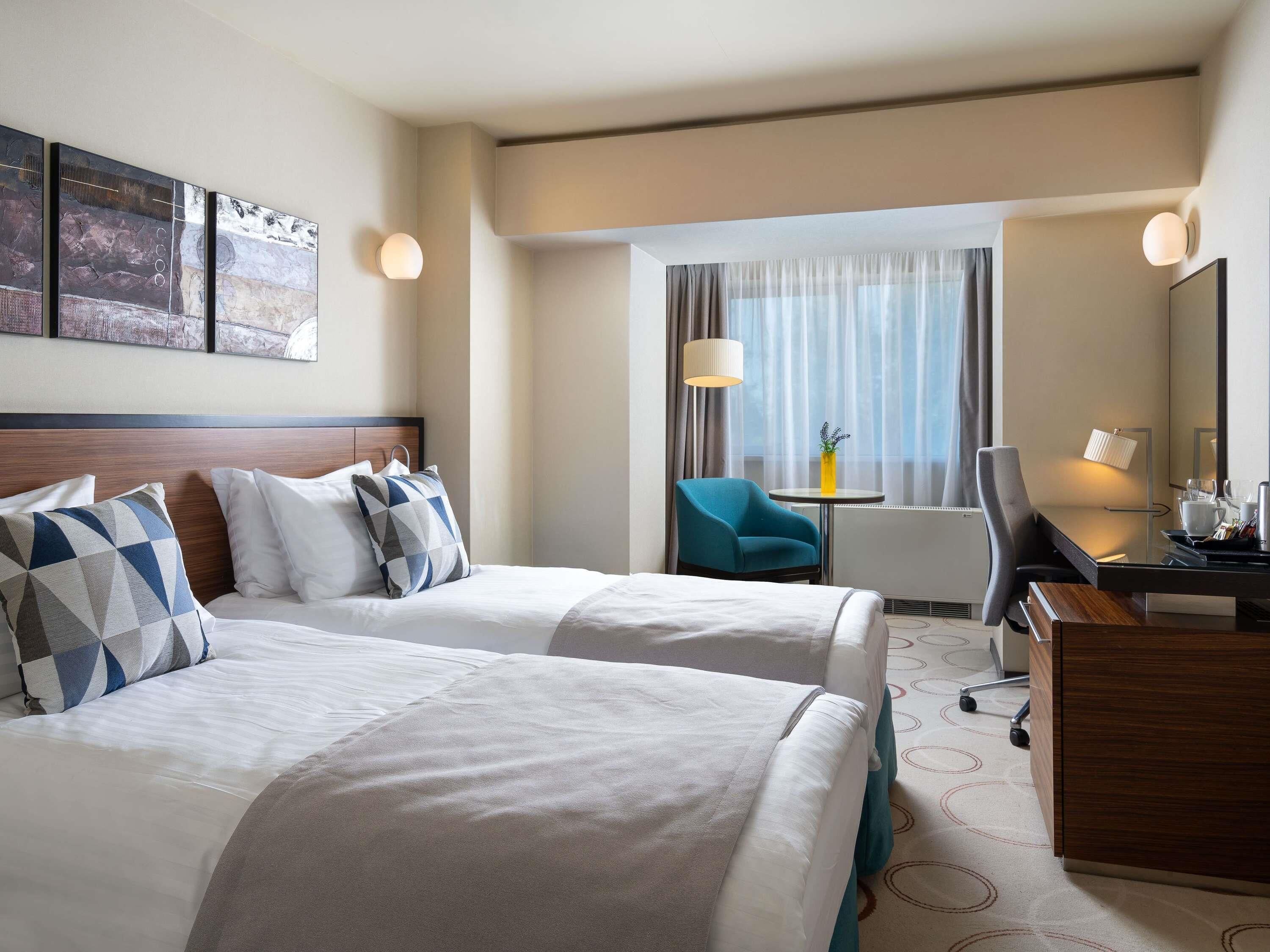 Foto - Bucharest Unirii Square - Handwritten Collection