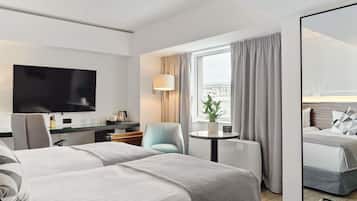 Premium bedding, minibar, in-room safe, soundproofing