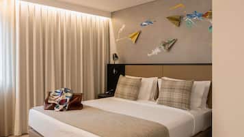 Standard Room | Premium bedding, minibar, in-room safe, desk
