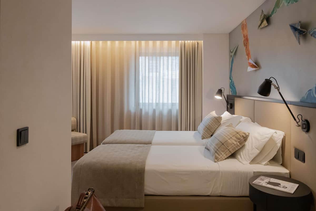 Premium bedding, minibar, in-room safe, desk