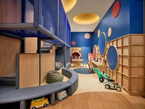 Children’s play area – indoor