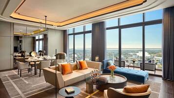 Minibar, in-room safe, desk, laptop workspace