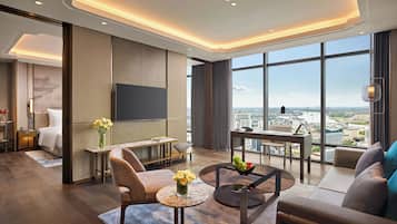 Deluxe-sviitti, 1 parisänky, club-loungen käyttöoikeus | Näkymä kaupungille