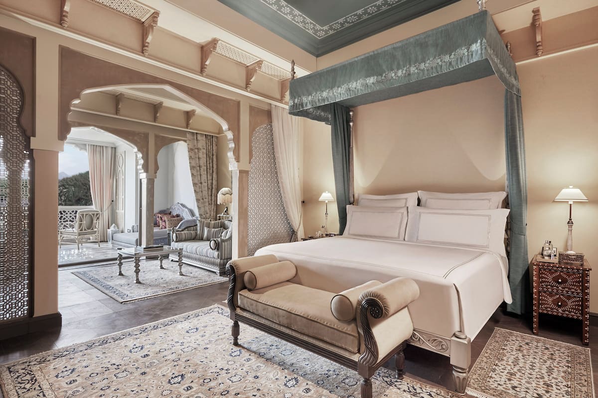 Junior-Suite, 1 King-Bett | Hochwertige Bettwaren, Betten mit Memory-Foam-Matratzen, Minibar