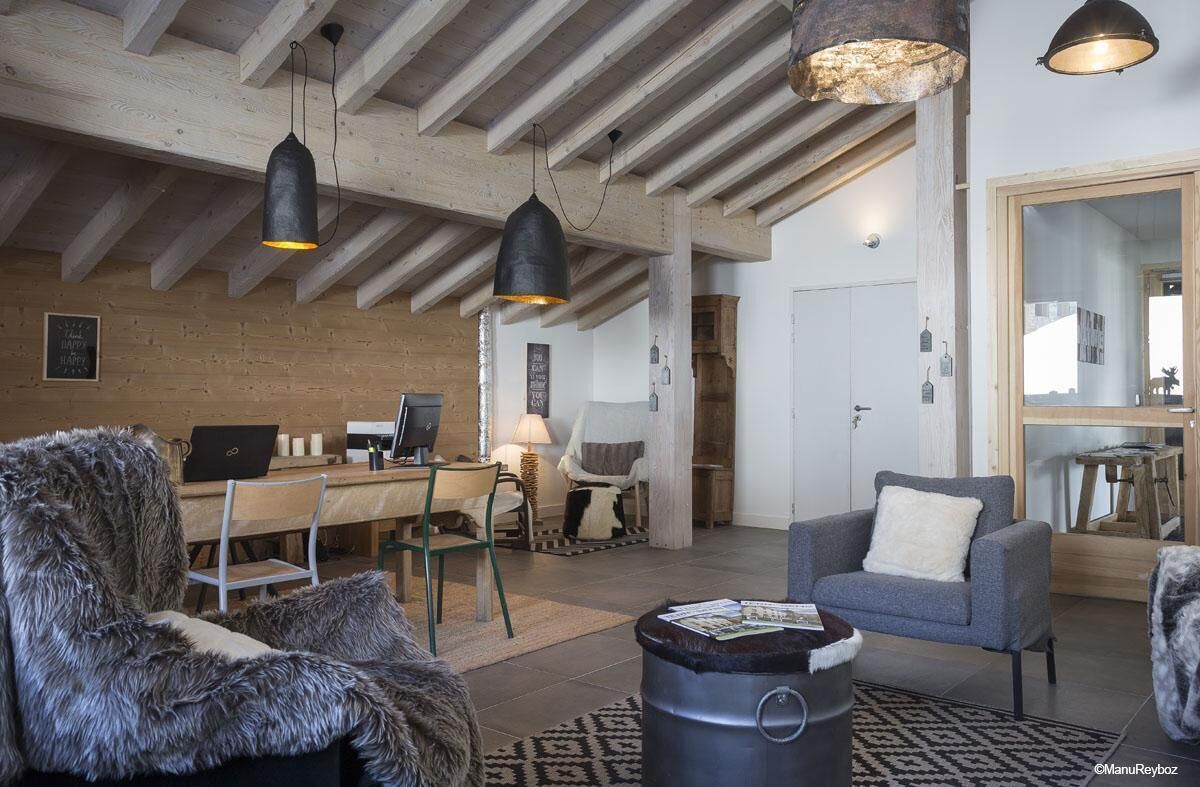 Wifi, Sauna, Terrasse, Balkon, Parkmöglichkeiten, Fernseher, Schließfach Für Die Skier, 80-95m² - La Thuile
